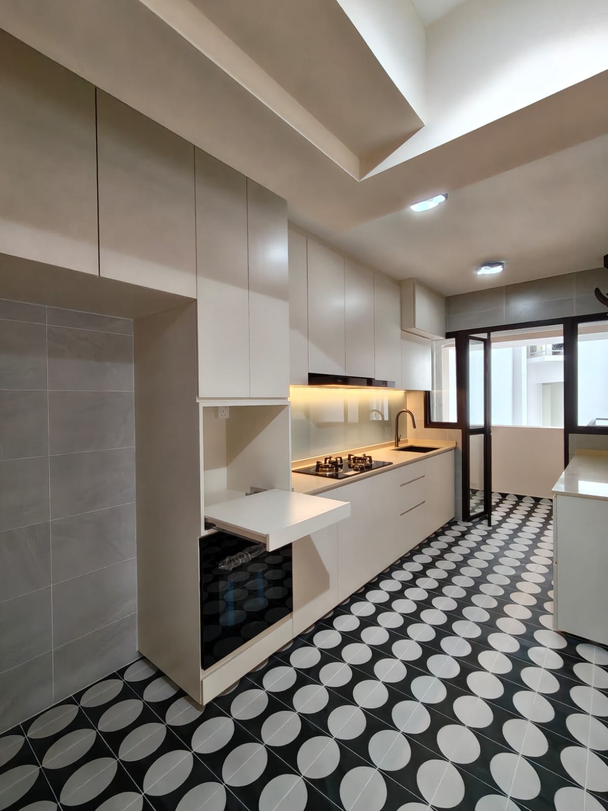 tile 03