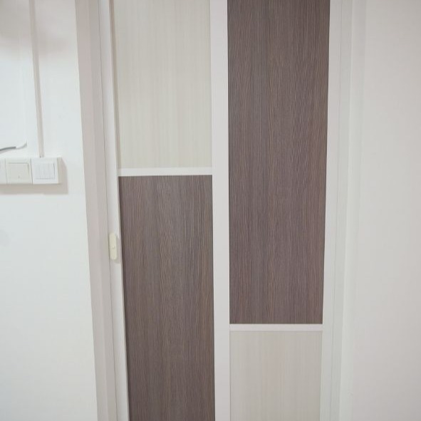 toilet door